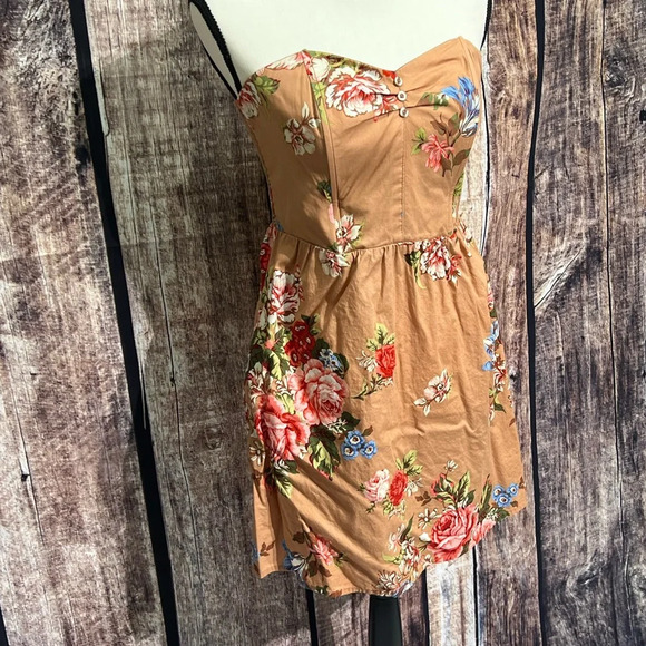 Xhilaration Tan Floral Corset Top Strapless Summer Dress with Pockets - sz MED - Picture 2 of 14